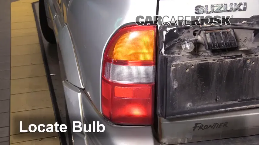 1999 Suzuki Grand Vitara JLX 2.5L V6 Lights